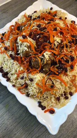 Cooking Qabili Palaw 🇦🇫 - The national dish of Afghanistan. While we enjoy this meal, many Afghans face a dark day with no connection to the world. 🕊️ #prayforafghanistan #afghanistan #qabilipalaw #afghanfood #fyp 