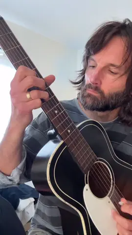 Fall on the east coast #indiemusic #guitar #indiefolk #acousticguitar #autumnvibes 