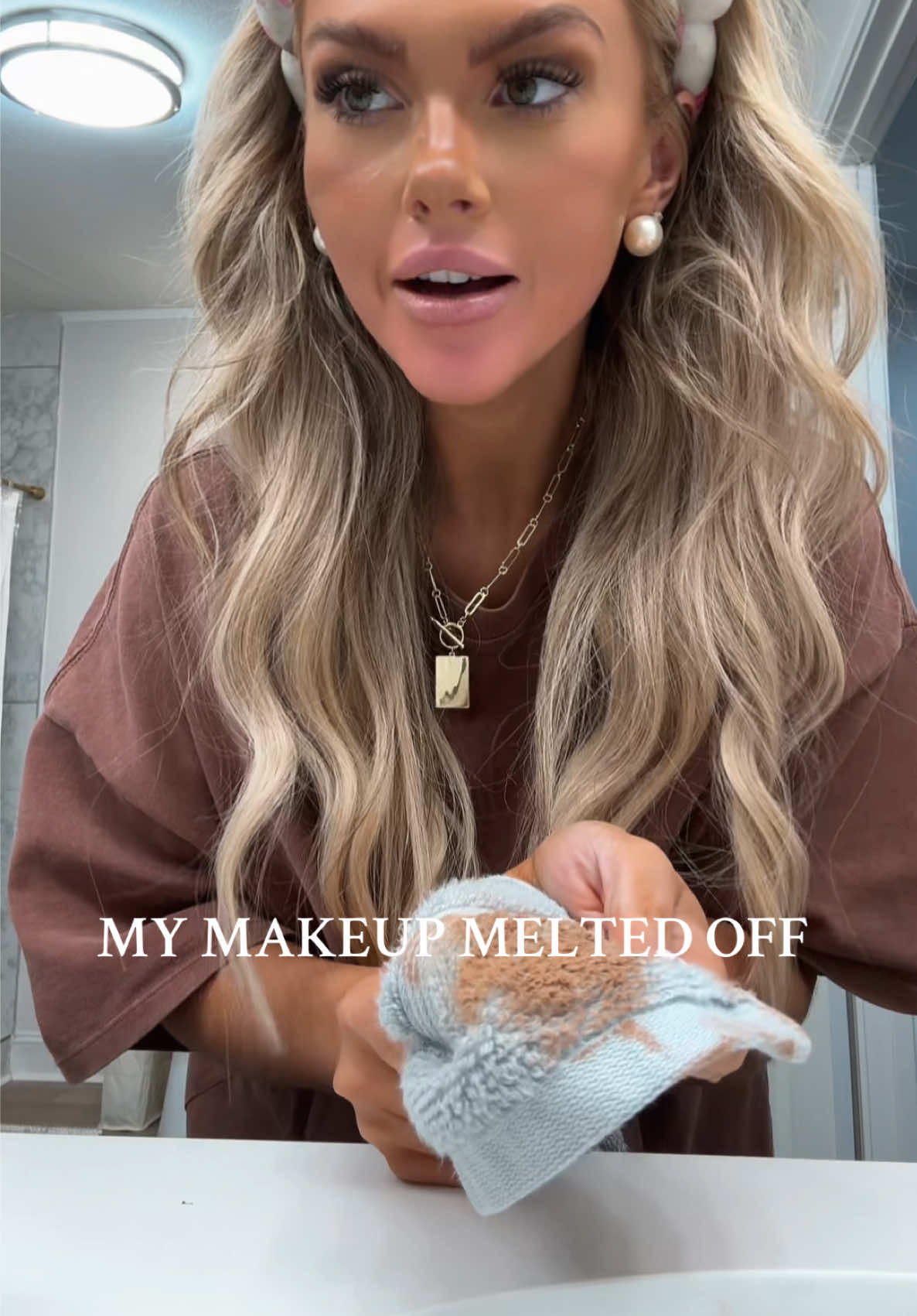 This is such a good one yall, if you wear makeup you need this #fyp #grwm #skincare 