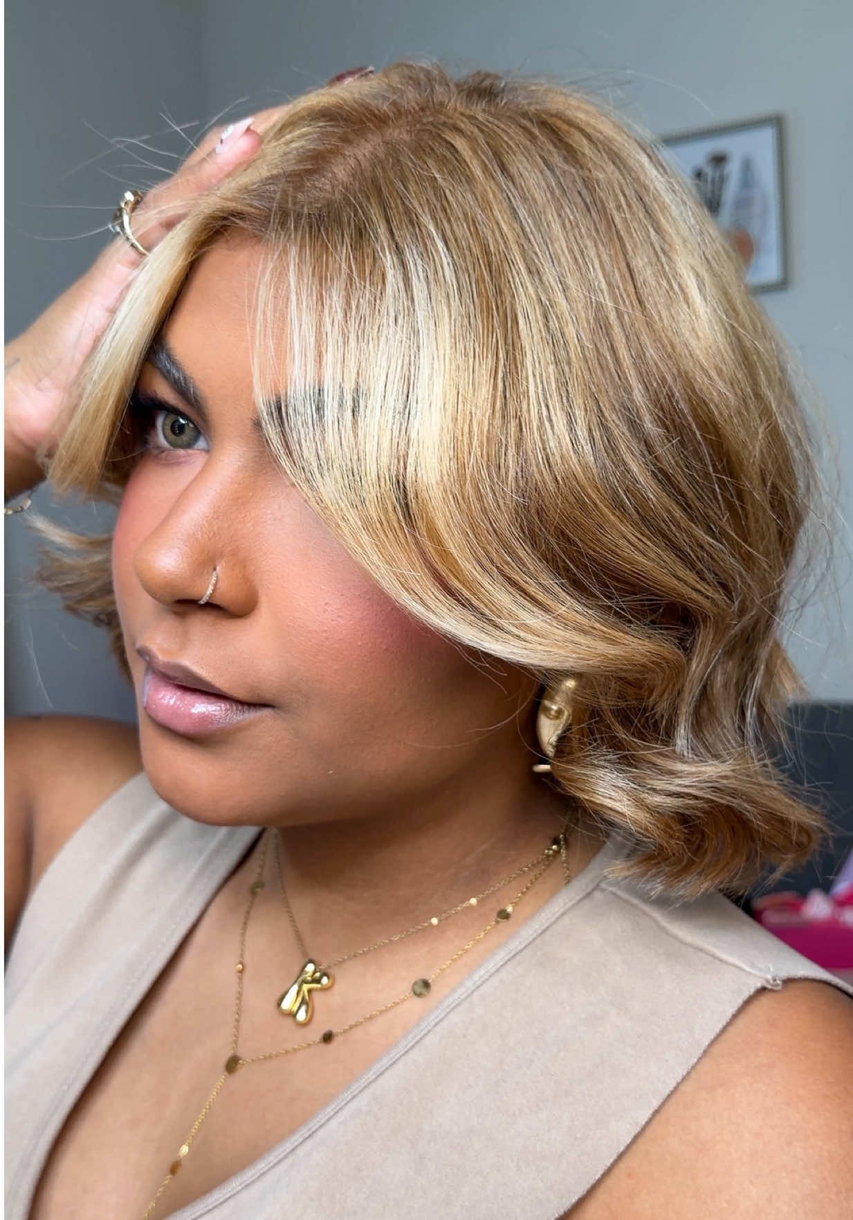 •My mom is the queen no doubt 😂😭 #hairday #hairathome #blondehair #haircare #MomsofTikTok 