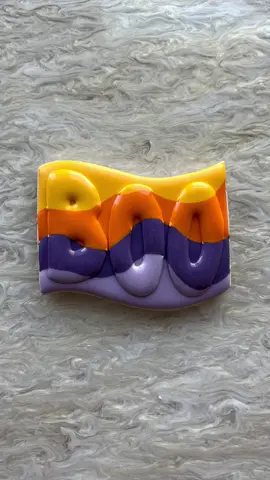 💛🧡💜#decoratedsugarcookies #cookies #royalicing #halloween  