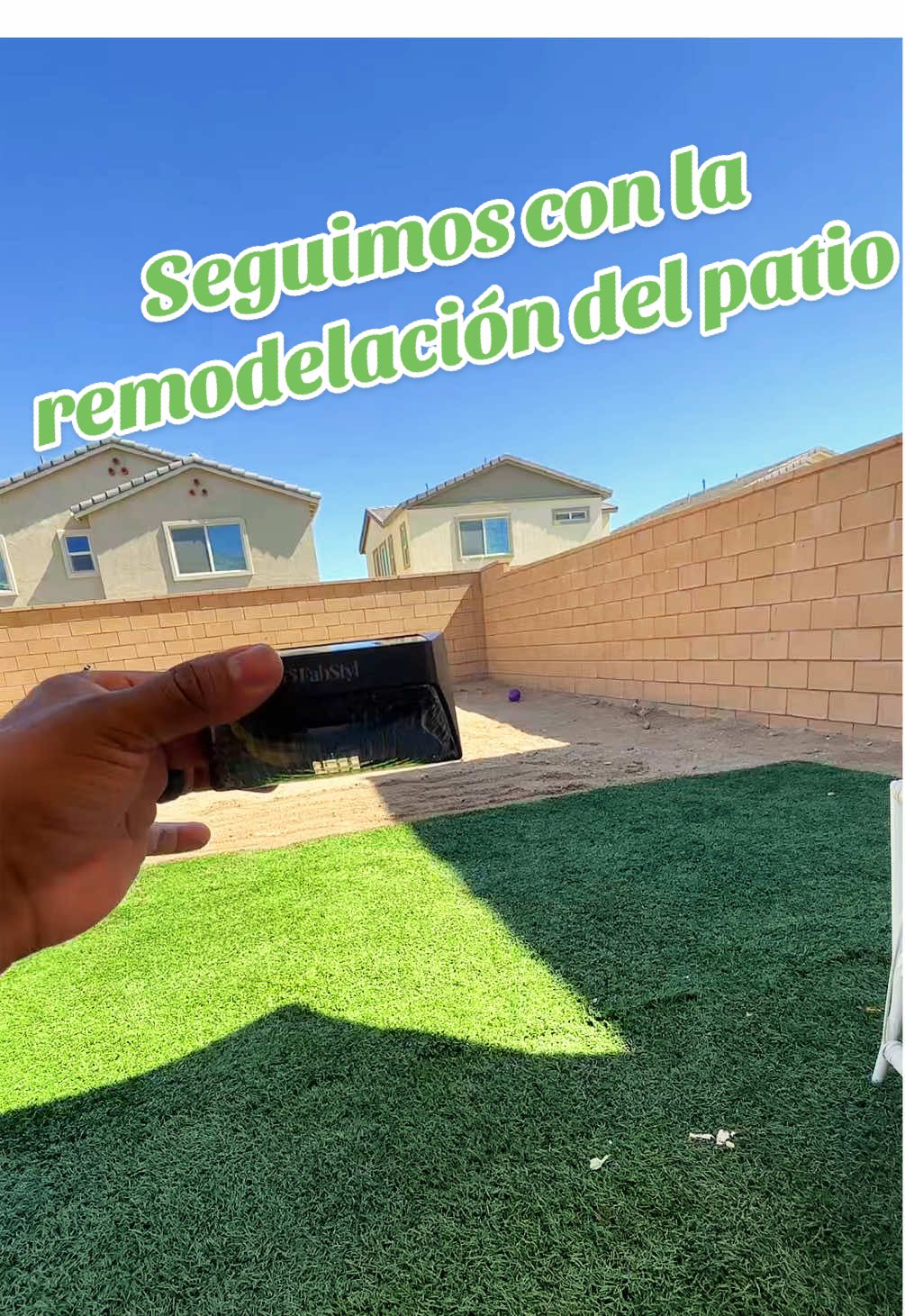 Ahora me mandaron estas lamparas de patio. Las pruebo y luego las promociono si sirven. 