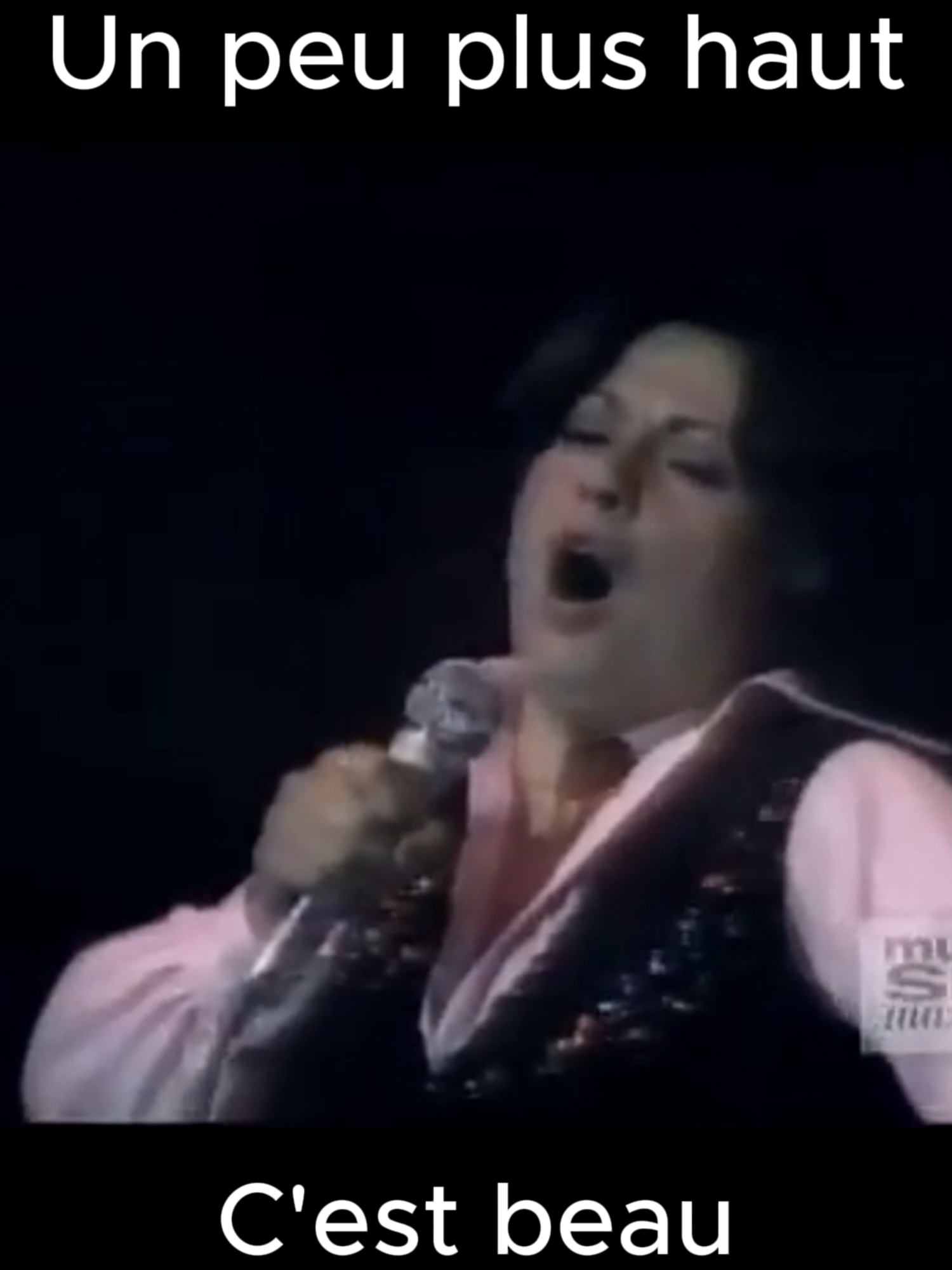 Ginette Reno - Un peu plus haut #ginettereno #unpeuplushaut #fetenationale #musiquequebecoise #chansonquebecoise #chanteuse #chanteusequebecoise #chanteur #quebecmusique #musique #chanson #quebec #60s #70s #1975s #tiktokquebec #classiquequebecois #francophonie #parole #pourtoi Chanson écrite par Jean-Pierre Ferland en 1969