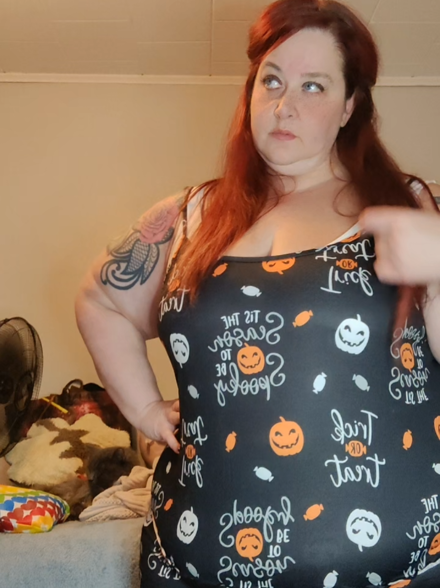 oops 🤫  #funny #trending #fupa #plussize #curvy 