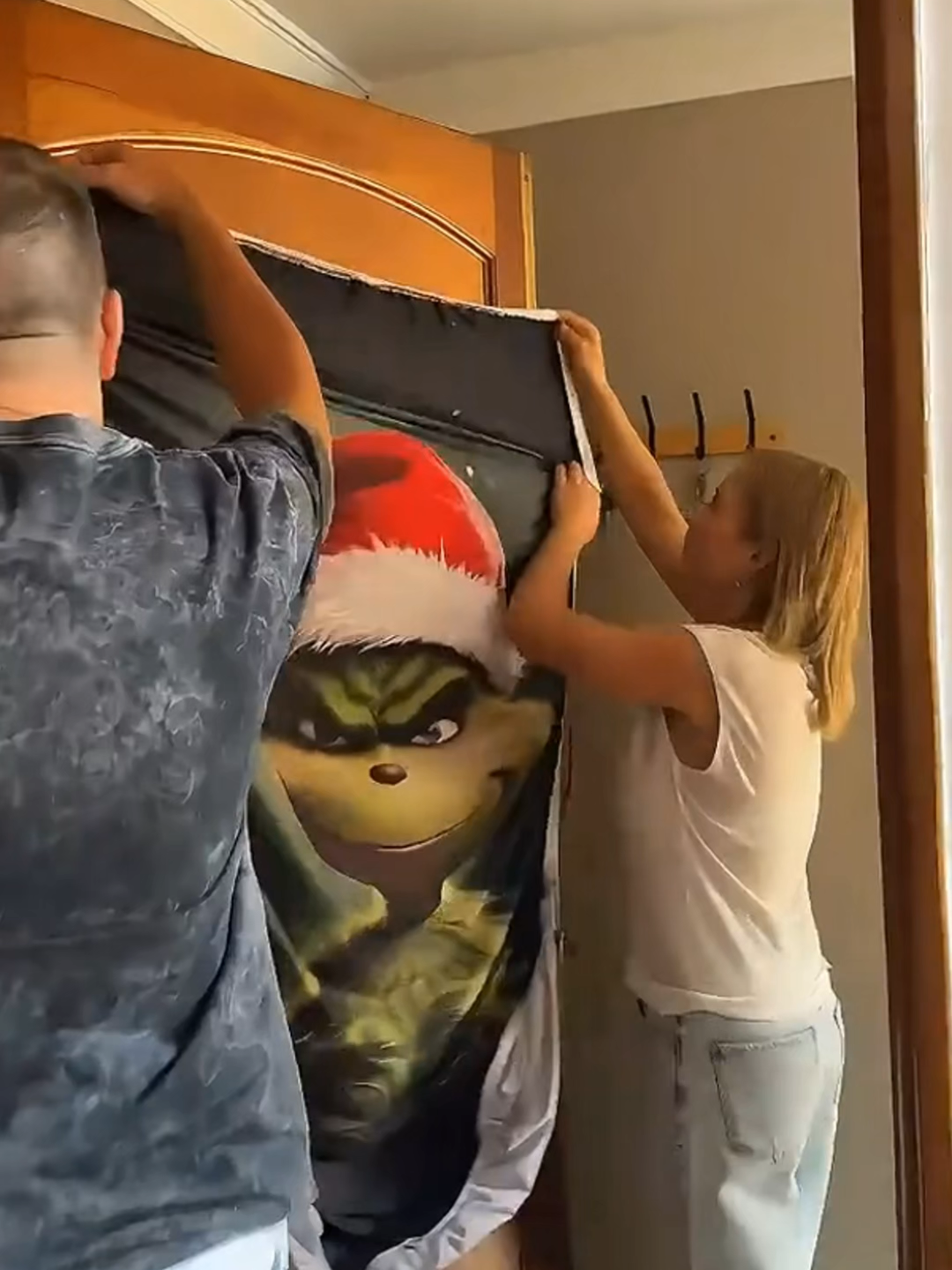 ¿Listo para la Navidad? ¡Haz que tu puerta brille!