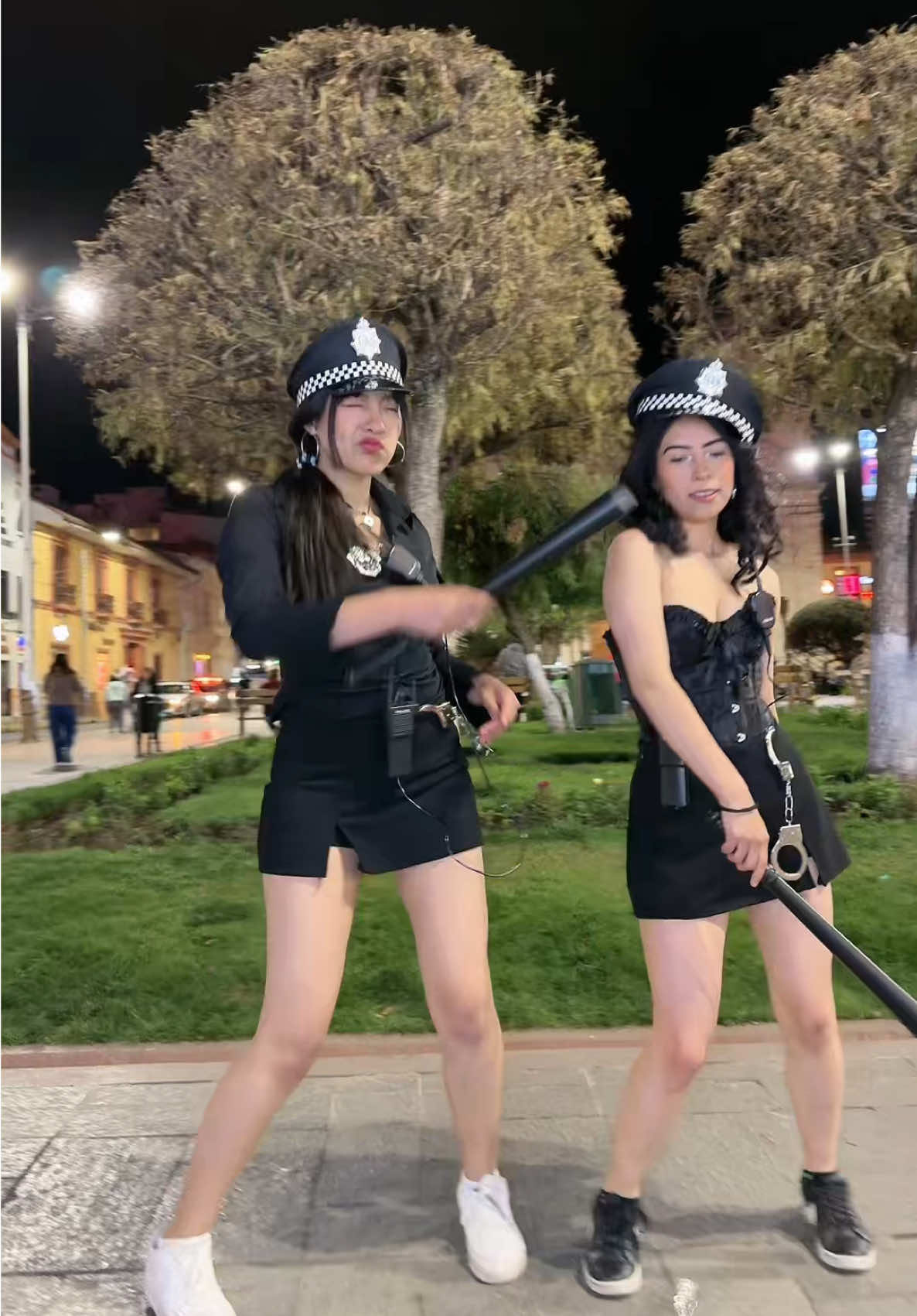 Disfraz de policía 💕 #huancayo #disfraz #policia #difrasparahalloween #haloween 