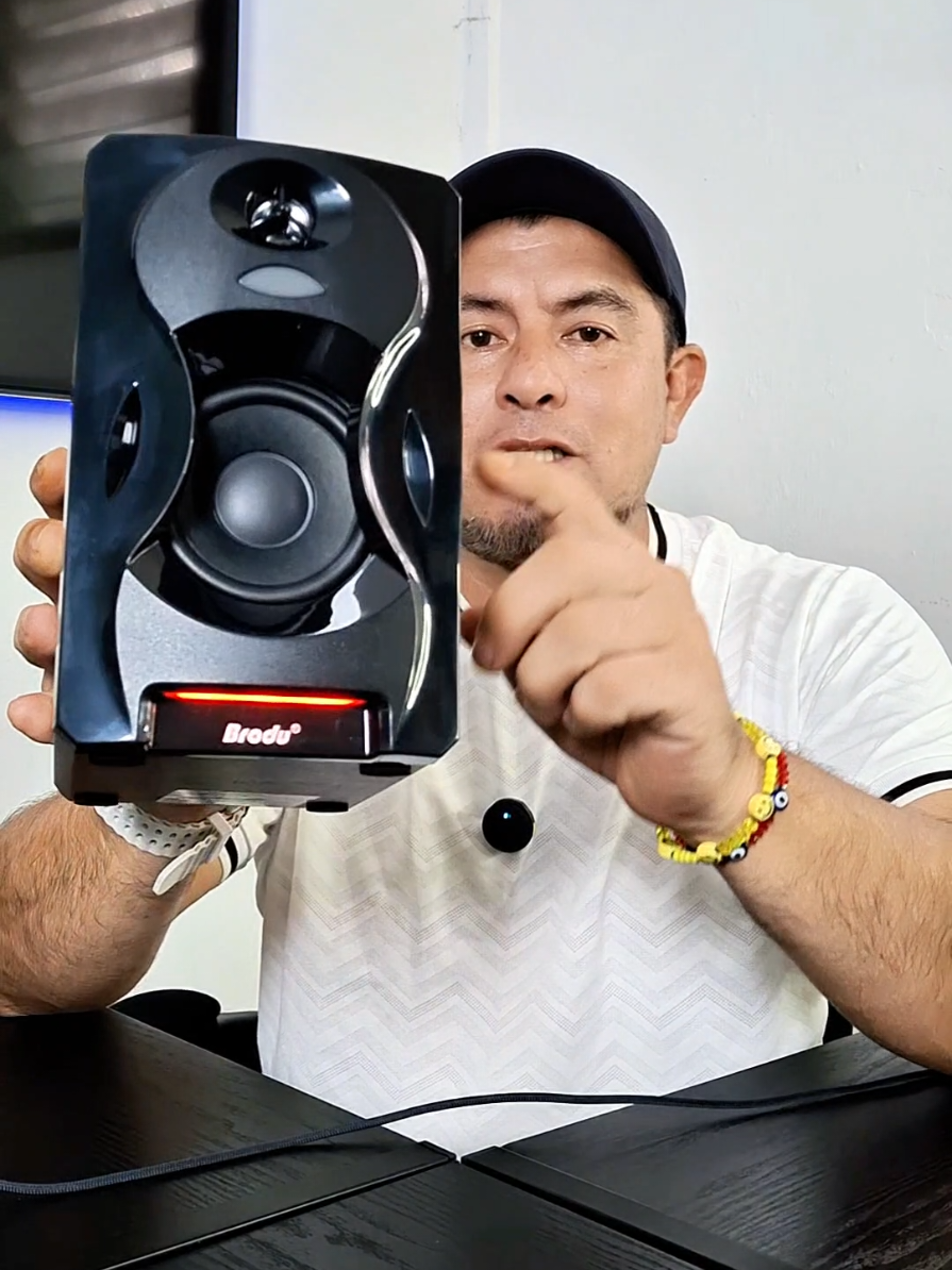 bocina con un woofer integrado #woofer #bocina #altavoz #bluethooth 