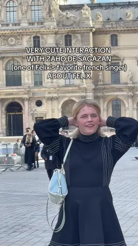 So cute i love her sm  #Felix #straykids #felixstraykids #zahodesagazan  #FELIXxLouisVuittonPFW @Stray Kids 