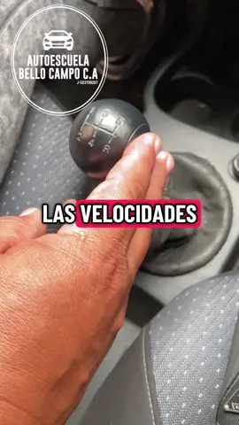 •Tips De Palanca De Cambio 🚘🚦 • 📌Estamos Ubicados En: • ⁠📍Santa Monica ( Cerca de los Próceres )⁠ ⁠ ⁠ • 📍⁠ Altamira ( Cerca de la Plaza Francia). • ✅TAMBIÉN CONTAMOS CON  SERVICIOS  ADOMOCILIO✅⁠ ⁠ • NUESTROS HORARIOS 📌 ✅ Lunes a Viernes: 7:00 am - 6:00 pm ✅ Sábados y Domingos: 8:00 am - 2:00 pm Agenda tu cupo de clases para más tips así en: @autoescuelabellocampo‼️🔅 No dejes pasar esta gran oportunidad con nuestra promoción relámpago ⚡️‼️‼️ ✅TE ESPERAMOS✅ #escuelademanejo #autoescuela #escueladeconductores #vehiculos #seguridadvial 