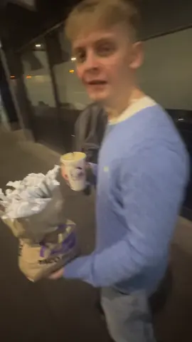 Old video🤪🤪 thanks @cianbirty for sending this in £250 is on your way aha x
