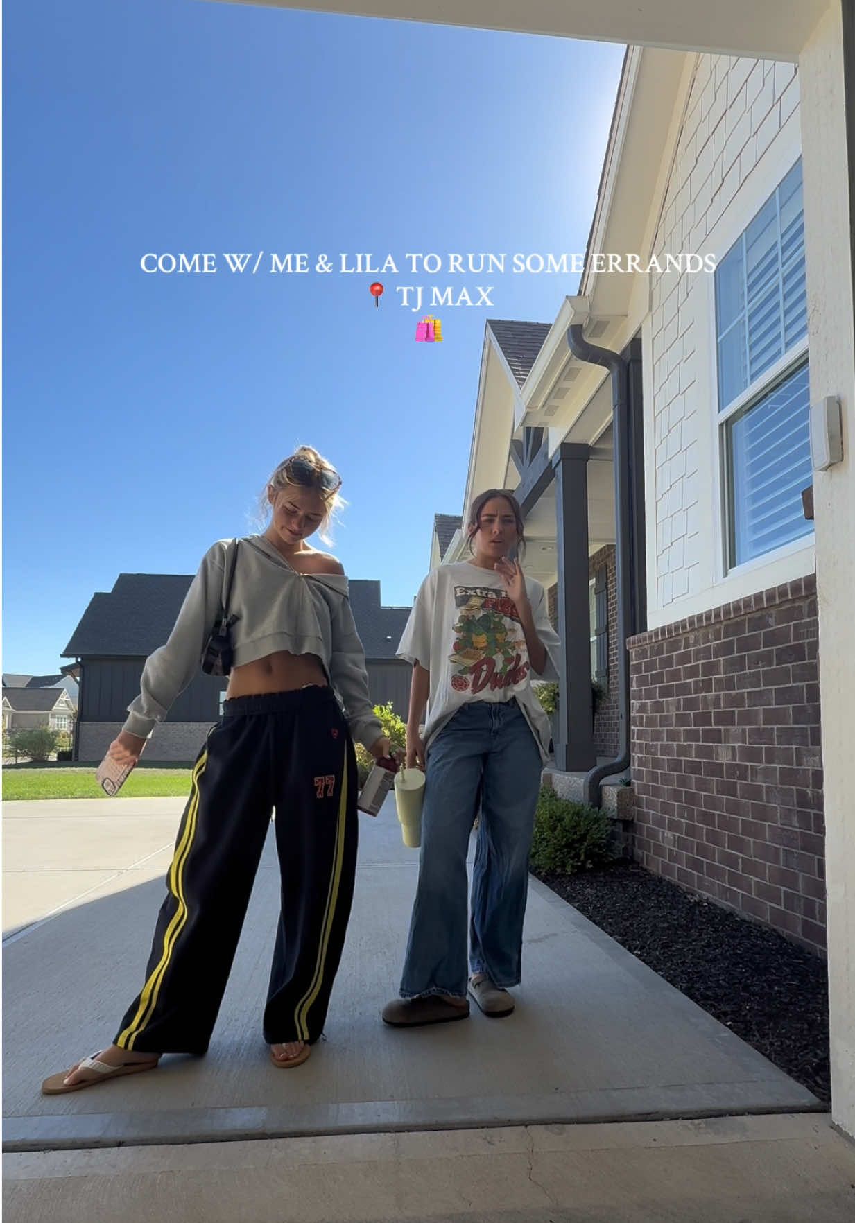 Come w/ me and Lila to run some errands! We went to get gas, TJ Max ( haul is at the end of the video ) and target! THEY HAD THE NEW CHRISTMAS STUFFED ANIMALS🎄🎅. For sure coming back for one, hope yall enjoyed this little vlog and I will see yall tommmow ;) @TJ Maxx @target #errandswithme #targetfinds #afternoonroutine #shoppinghaul #foryourpage 