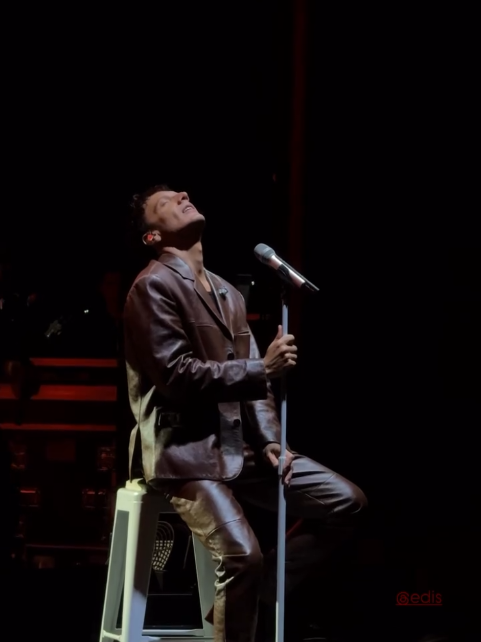 ağlaya ağlaya nasır tutdum 🥲 @edis  #edis #edisgörgülü #edisgorgulu #kesfet #Love 