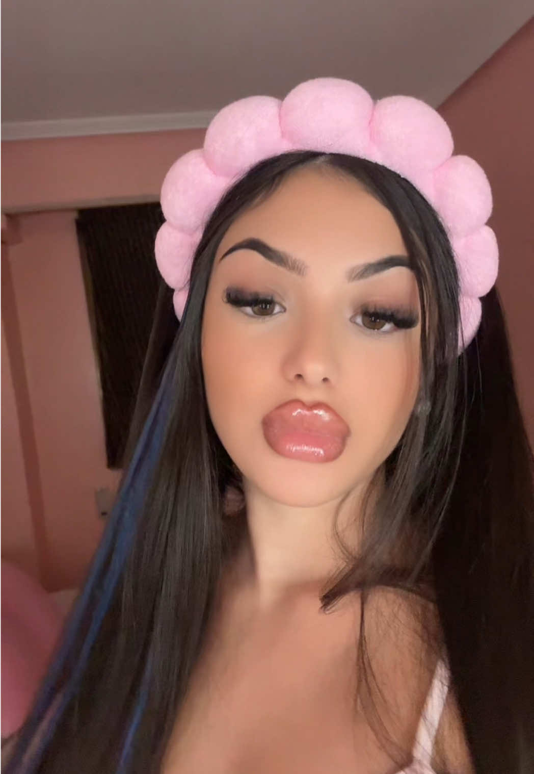 No hay nadie más grande que nadie y eso prim@ mía es la pura verdad🎶🎶 . . #parati #manzanita #🎀 