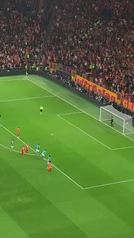 Victor Osimhen'in golünde stattan çıkan ses #osimhen #galatasaray #fyp #keşfet #video 
