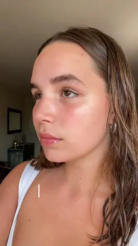 Rutina de skincaree 🤍 #skincareroutine #glassskin #clearskin #skincare #fyp  Productos de @elfcosmetics Cleanser @Paula’s Choice Exfoliate + Eye serum @laneigeca Lip mask @NIVEA Chile Crema facial