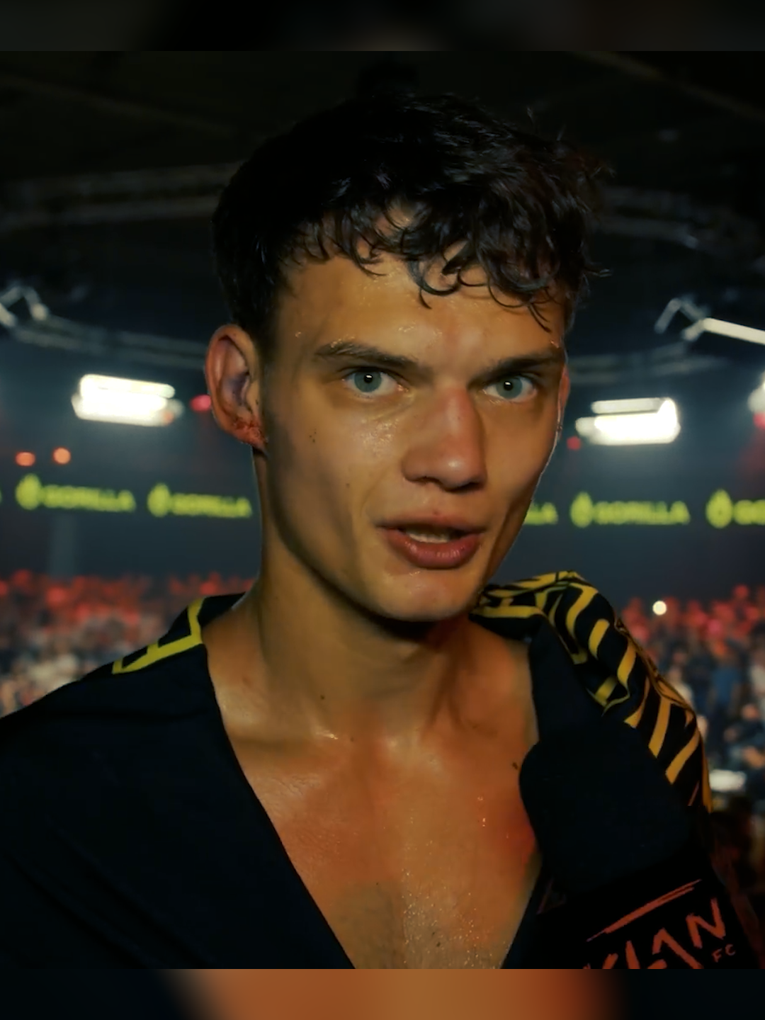 Бабак Денис. Дії на відео виконані професіоналами. Не намагайтеся їх повторити. #ttgorilla27 #ttgorillatut #спорт