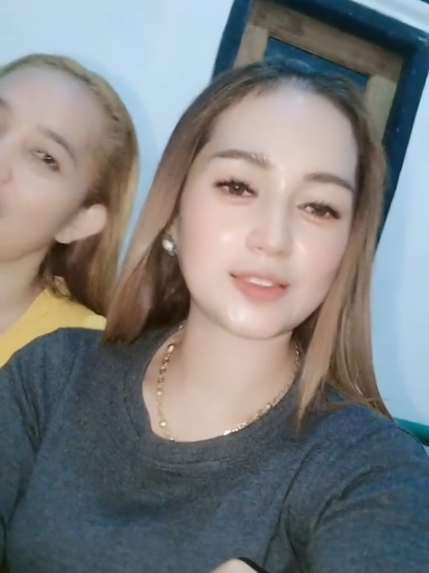 Dunia ini sepi tanpamu..  @rindu_587 