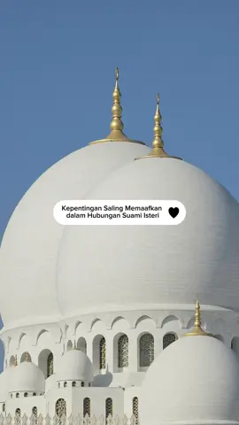 #SalingMemaafkan Dalam hubungan suami isteri, memaafkan adalah kunci. Ia membersihkan hati, menguatkan kasih sayang, menjaga keharmonian, membina semula kepercayaan, dan mendekatkan diri kepada Allah. 🌸 #RumahTanggaBerkat #SuamiIsteri #KasihSayang