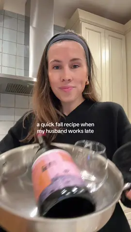 The longer it roasts the better too 🤎 recipe in caption below . . . Ingredients: 