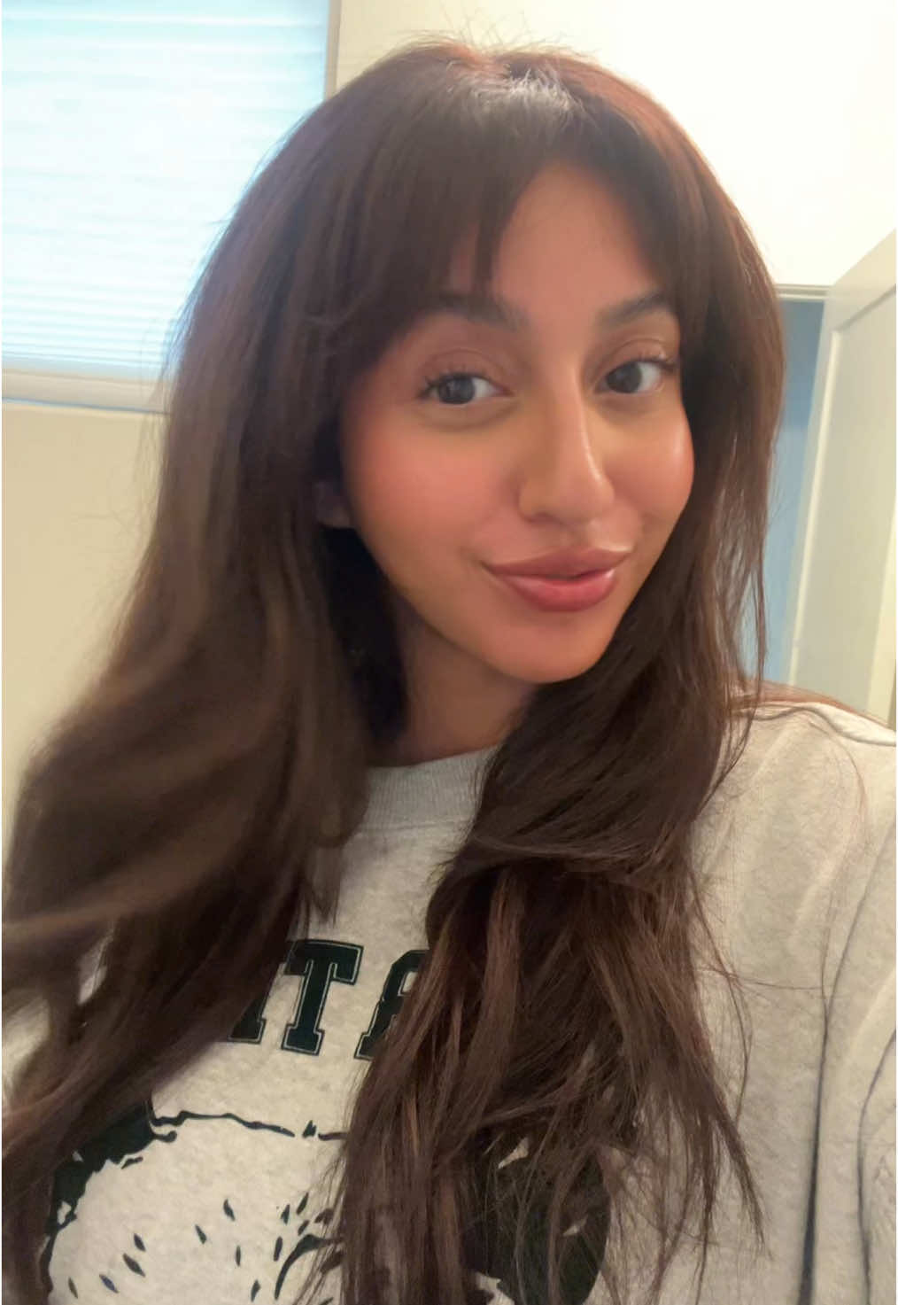 Blair Waldorf vibes 😜 #hairtok #hairtransformation #hairtransition #haircut #longlayers #brunette #brunettehairinspo #fallvibes #fallhairtrends #fallhairinspo #fallrefresh #MansBestFriend #fypシ #wednesdayvibes #blowout 