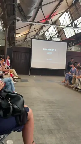FashionShow.