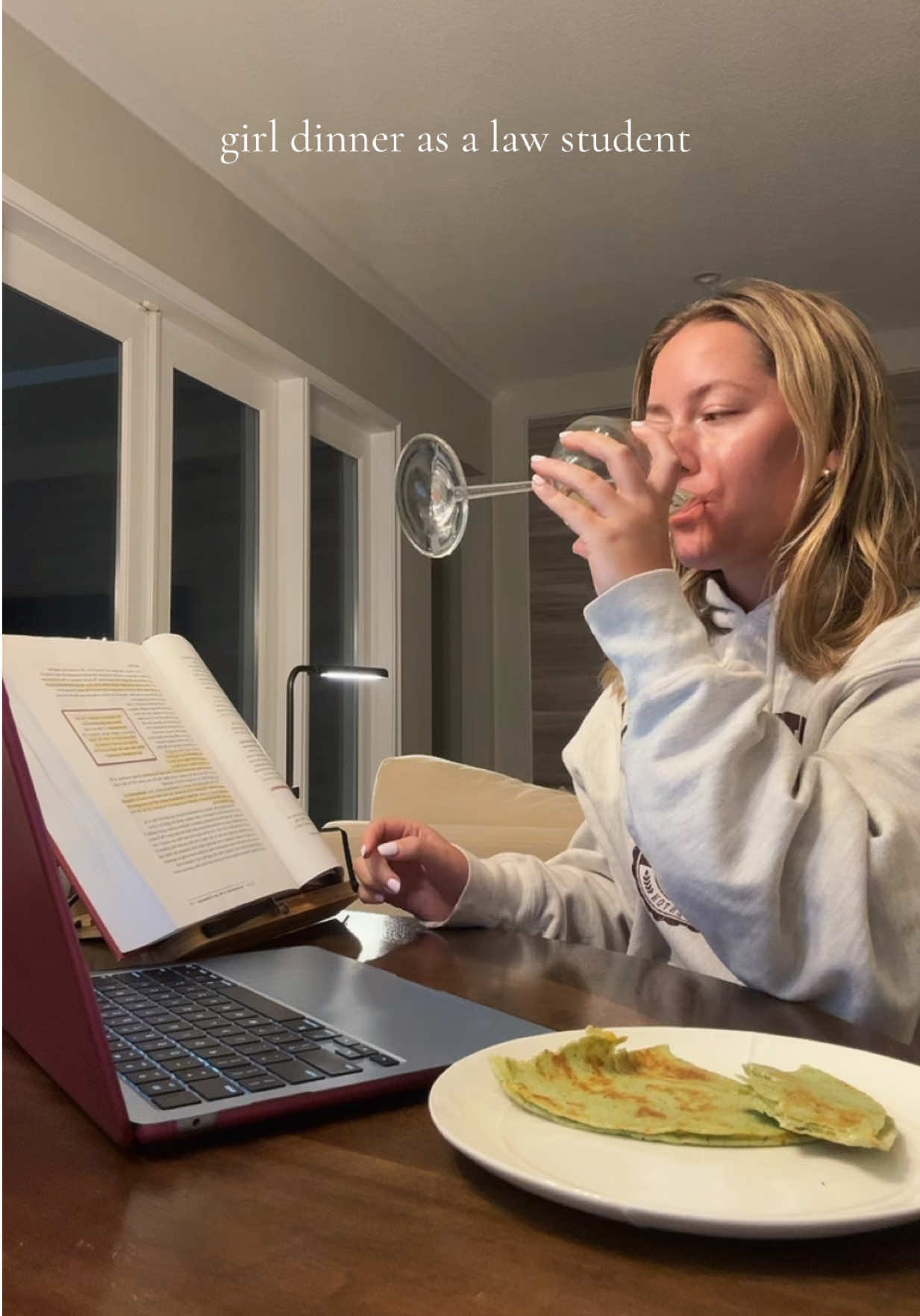 Soooo this is me every night #lawstudent #lawschool #law #1L #girldinner 