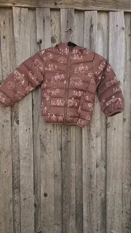 Just a few sizes left! These are the absolute cutest coats and so warm! Not restocking these!   #kidswesternboutique #clothesforcowboys #cowgirlstyle #wintercoat #winter 