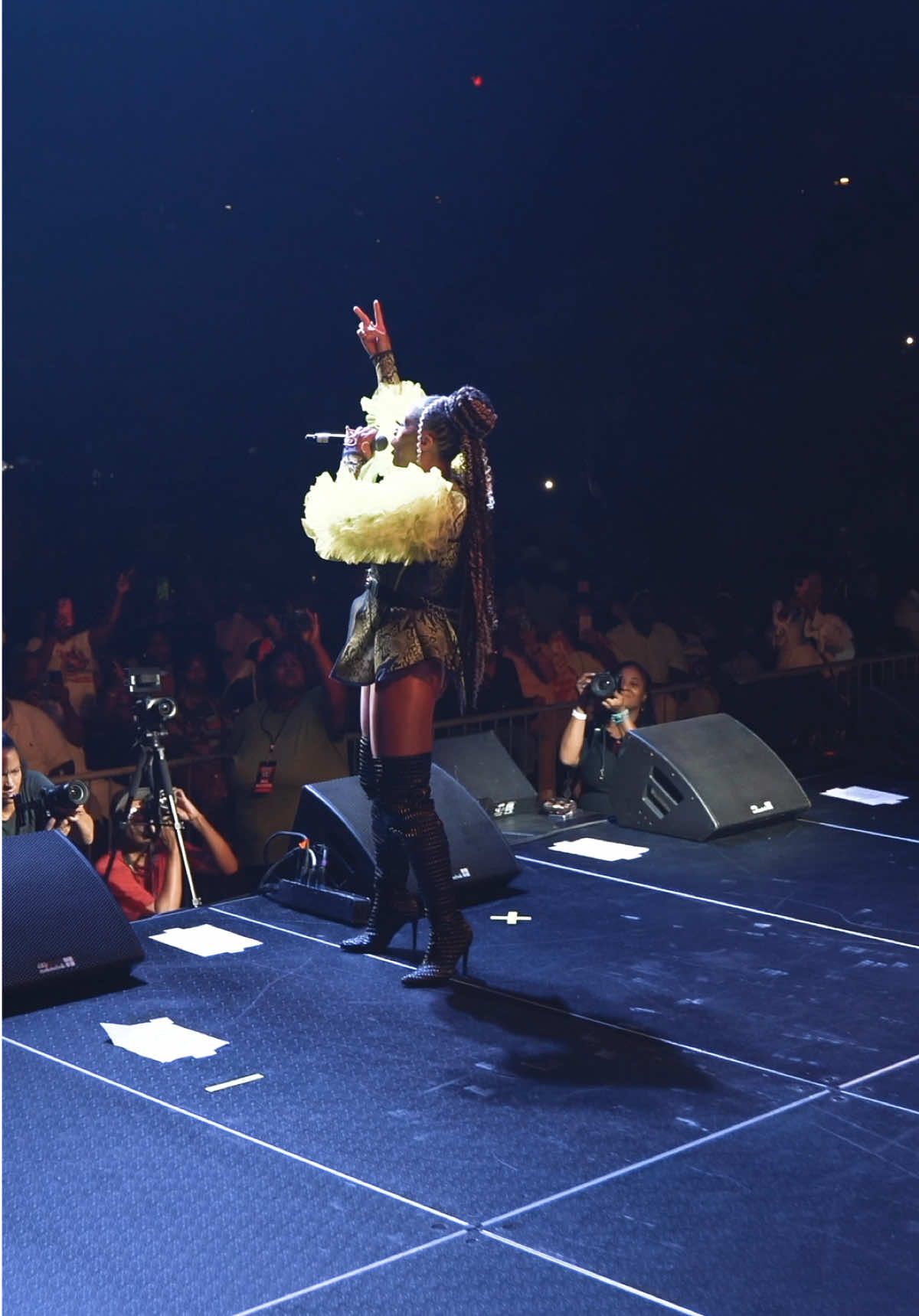 The Ladies of R&B Kickback was an unforgettable run!  A heartfelt thank you to @PRODUCING GREAT CONCERTS ! ossible and to the incredible ladies I had the honor of sharing the stage with.  Special thanks to @Sean Presley for capturing such an amazing moment in Columbus, GA our final stop!