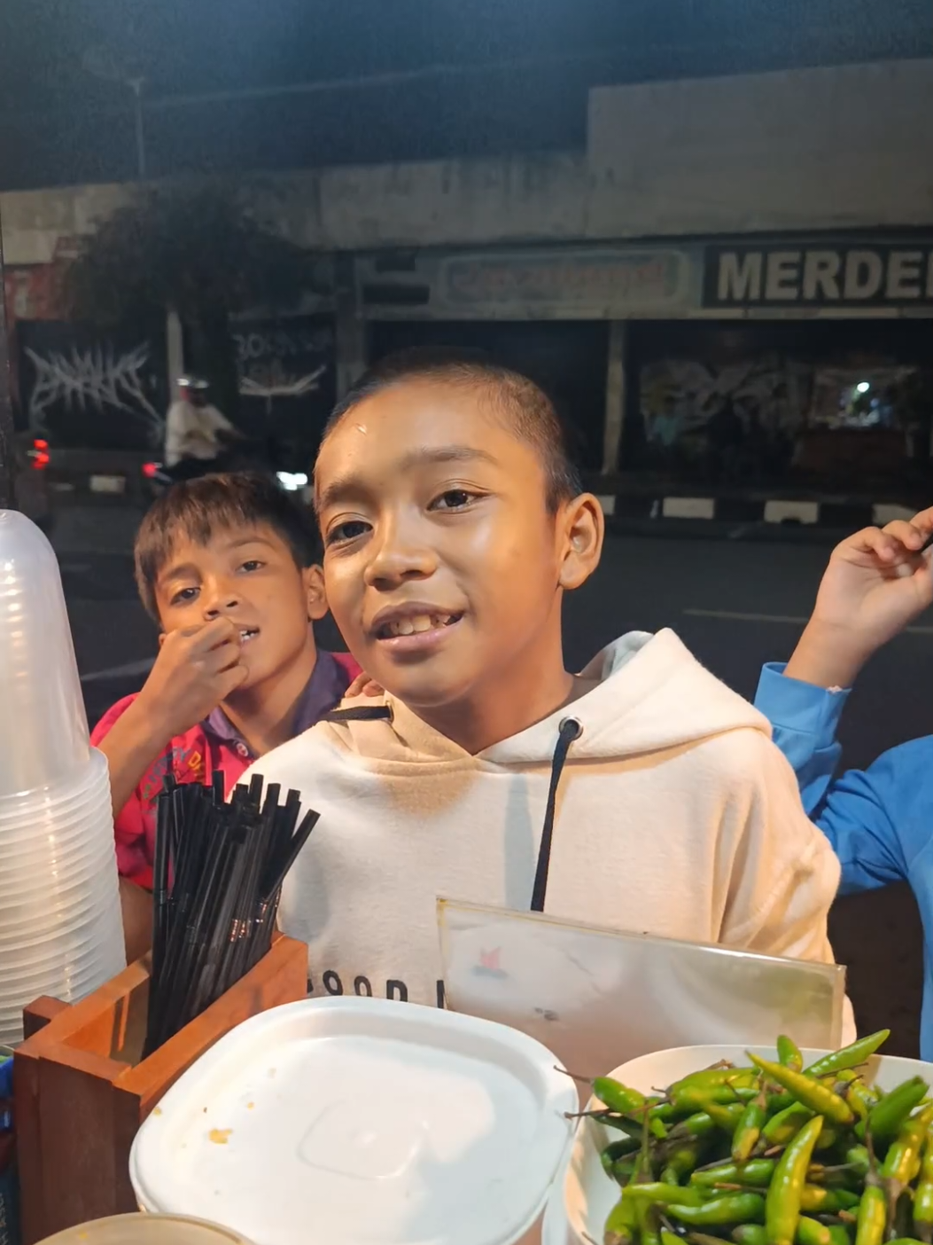 Jodoh itu katanya rahasia Ilahi, kadang datang lalu pergi meninggalkan perih dihati. atau terkadang ditikung teman sendiri.- . 📍Teras Ruko Garuda 2 (Samping Niceso) Jalan Jendral Sudirman Kelurahan Nagri Tengah, Kecamatan Purwakarta Kabupaten Purwakarta - 41114 | Contact : +62812 8055 7244
