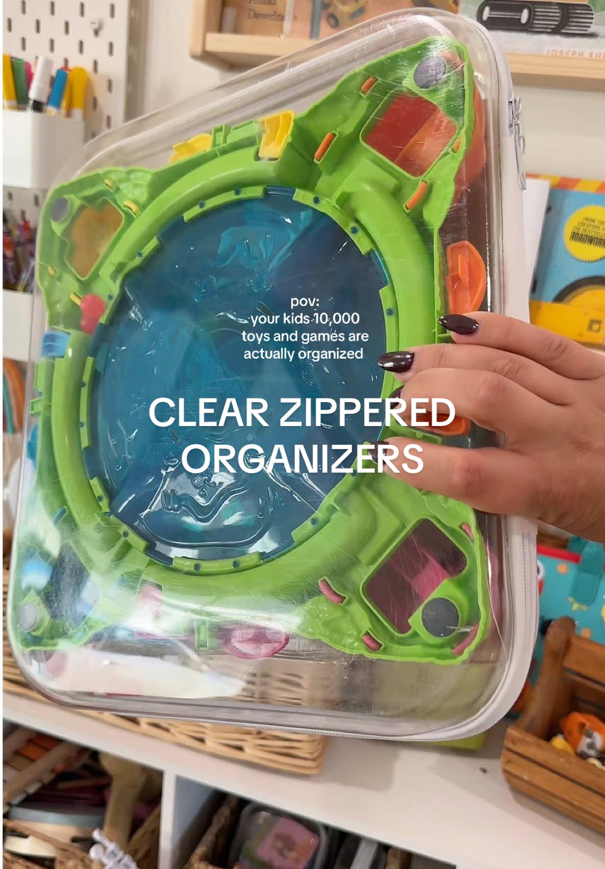 MAMAS!! this is my absolute favorite organizing hack for toys and games! also so handy in the diaper bag, bathroom, and even the car!  @HONITTY BAGS #clearorganizer #organized #organizedhome #organizing #organizers 