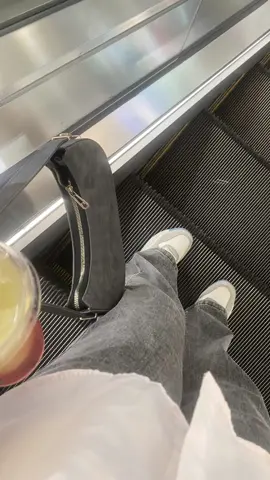 😔❤️. #مالي_خلق_احط_هاشتاقات #مول_بغداد_الحارثية #اكسبلور #نصرت_البدر #❤️ 