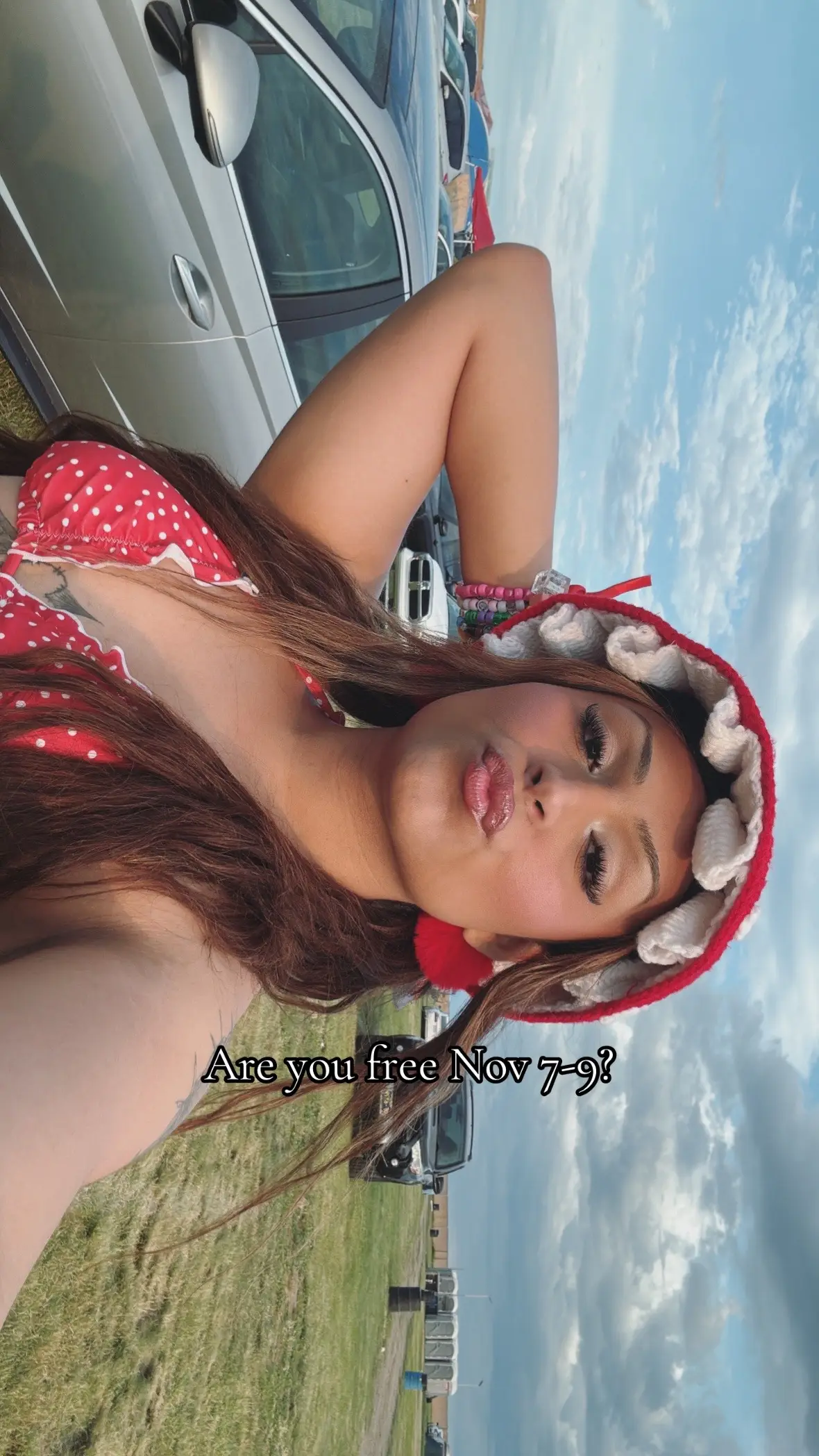 Rave baby’s first time going to EDC!! Celebrating my birthday 🎉:D Accepting Rave Bae applications🤭🫶🏽 Want to make new friends and genuine connections🥰 Will be bringing Kandi and trinkets, if you see me say hi so we can trade!🤍 #edcorlando #Ravebaby #festival #chicana #ravetok 