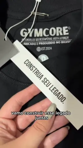 Construindo meu legado ✨ com muito orgulho anuncio: agora somos GYMCORE! Não poderia estar mais feliz dessa parceria, que chegou no momento certo. Peças que unem conforto, estilo e liberdade. 🤍 E claro… tem CUPOM ativo no site pra vocês, acessem o link na minha bio e utilizem: 🏷️ HERIKAGIL Me contem: qual vocês usariam? #fyp #musculação #gym #treinofeminino #academia 