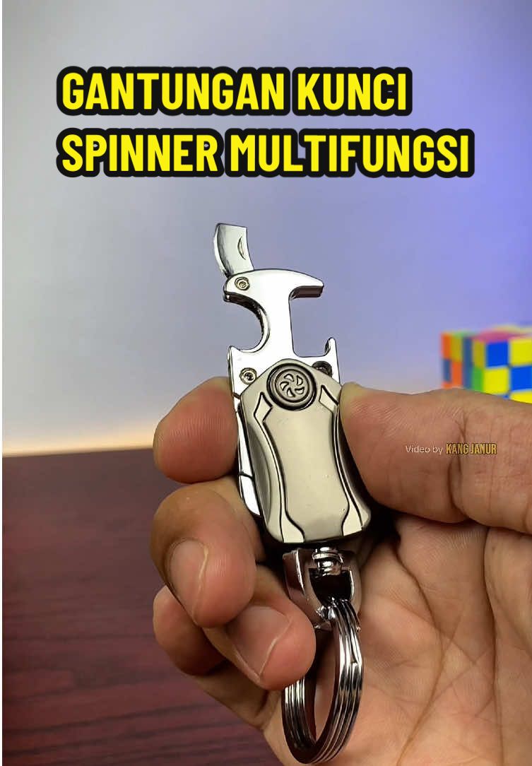 Gantungan kunci multifungsi bisa jadi stand hp, ada mini cutter, pembuka botol dan juga spinner. Harganya murah parah dapat gantungan semewah dan semultifungsi ini. Buruan co stok terbatas!  #GantunganKunciMultifungsi  #GantunganKunciSerbaguna  #GantunganKunciMobil  #GantunganKunciMotor  #GajianSale 