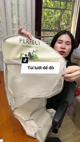 Túi nhỏ gọn để quá trời đồ mà giá lại rẻ hều. #tuiluoidungdo #tuidedo #giatreodo 
