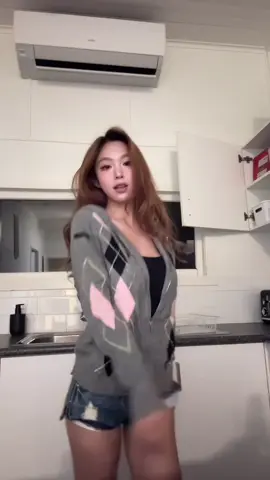 👙#fentysuperbrandday #LanguageLearning #single 