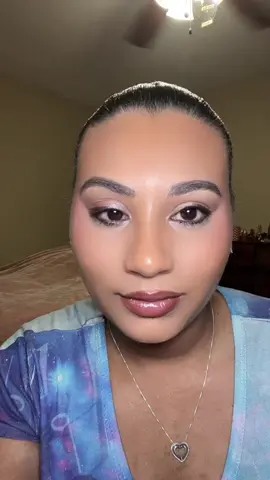 I mean, I’m showing you how to slave for free, do you really want to learn how to do your make up?🤷🏽‍♀️ #fyp #beginnermakeup #makeup #beauty #BeautyTok 