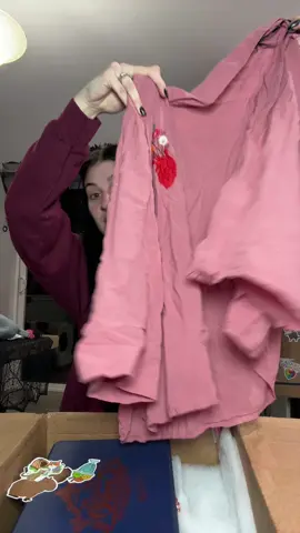 MY LOVE ❤️❤️ @Kat ilysm I am in LOVE with the shirt!!!!! #fypシ゚viral #trendingvideo #mysteryjewlerygirl #mysteryjewelryjar #alttiktok 