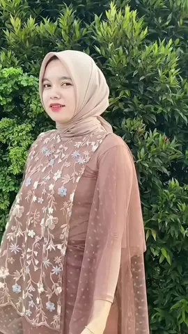 Warna milo ya🫶🏻 #rekomendasioutfit #outfit #trending 