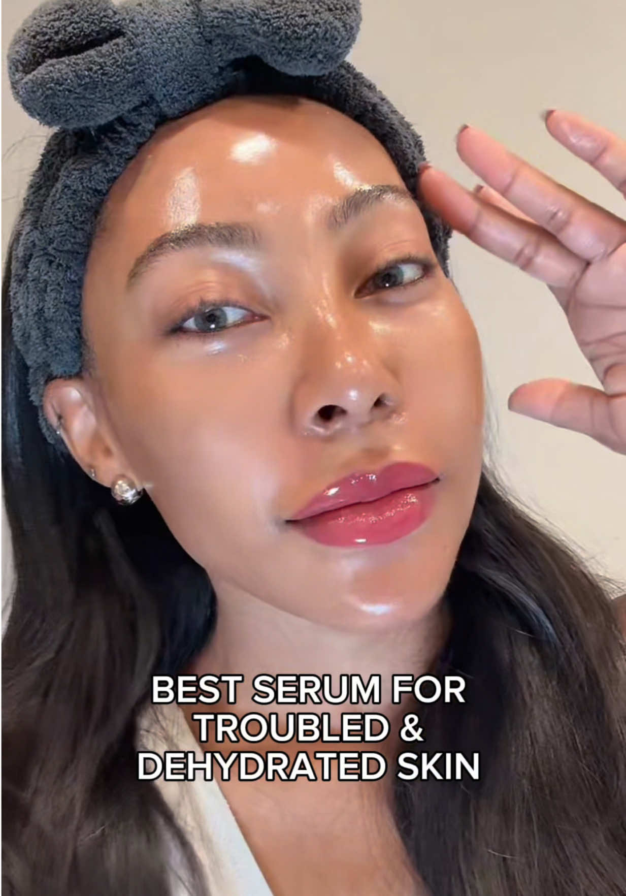 Glowing with PDRN + Spirulina 💚 the best serum for troubled and dehydrated skin! @SOME BY MI US #somebymi #pdrn #soothing #nighttimeskincare #skinroutine 