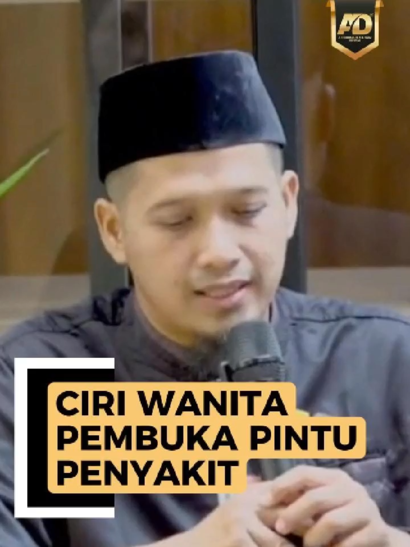CIRI WANITA PEMBUKA PINTU PENYAKIT 📢 Dukung Dakwah Bersama Abdurrahman Dani Official! 📢 Bantu sebarkan ilmu dan kebaikan dengan cara: 🤲 Like, Comment, Share, Subscribe, Follow, Repost! Semoga bermanfaat dan menjadi amal jariyah. Barakallah fiikum! ✨ 📌 Donasi Operasional Dakwah 💳 BSI: 7208885884 (Moslem Next Generation & AD Official) 🌐 Website: www.abdurrahmandani.com 📺 YouTube: @AbdurrahmanDaniOfficial 📱 Instagram: @abdurrahmandaniofficial 🎵 TikTok: @abdurrahmandaniofficial 📢 Threads: @abdurrahmandaniofficial 📌 Facebook: Abdurrahman Dani Official 📲 Telegram: Kajian & MP3 | MP3 Kajian 📢 WhatsApp Channel: https://whatsapp.com/channel/0029VazGT2yEquiGuWRBG81x 🤝 Didukung oleh: @abdurrahmandanistore | @resto.panasdingin | @herbalpanasdingin | @moslemnextgeneration | @alamwaofficial | @ith.b
