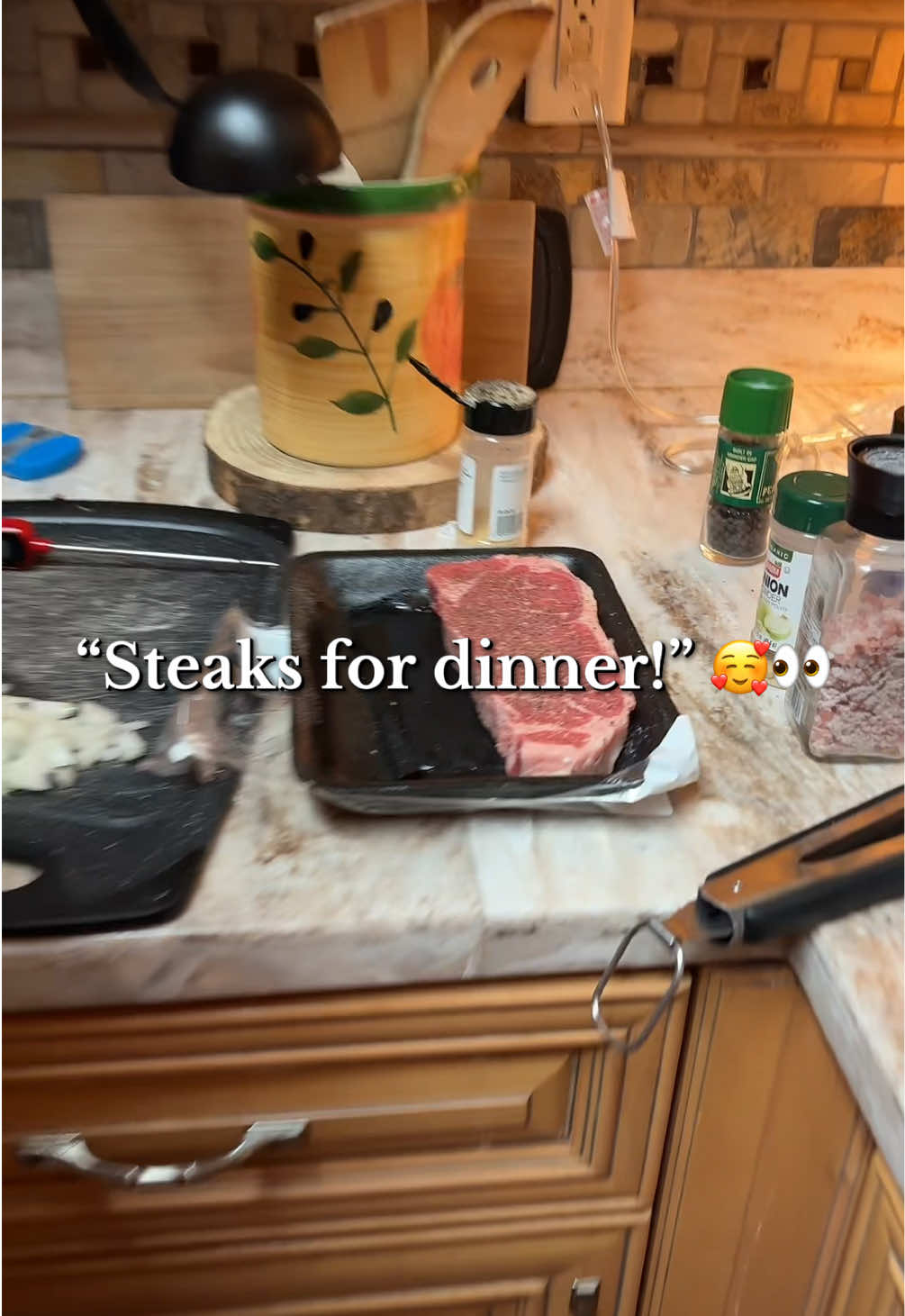 I’m happy where I’m at thank you. ☺️ #boyfriend #steakdinner #fyppp #mylover #foodies 