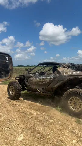 #foryou #fyp #canamx3 #offroad #🇩🇴 