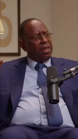 le leader qui n'a jamais séché de battre pour l' #afrique  #leader #mackysall #ia #mind 