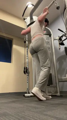In reverse lunges we trust