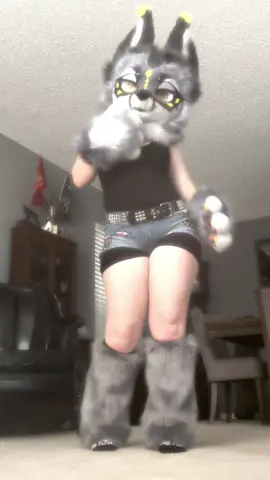 #furry #fursuiter #kemonofursuit #fursuit #kemonofursuiter 