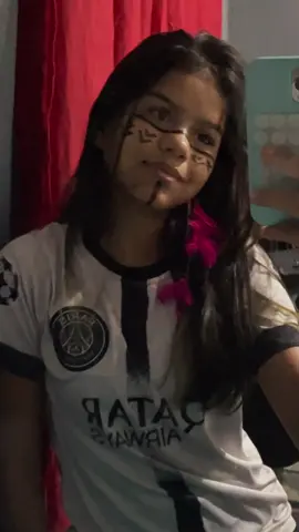 Eu n sou índia n ta gnt 😔  #fypシ゚ #india #maquiagemdeindia #aldeia #indiamaquiagem ❤️