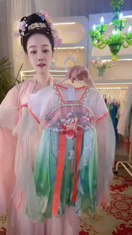 Váy bé gái nàng thơ#tiệmbésâusữa #quầnáotrẻem #béyêu 