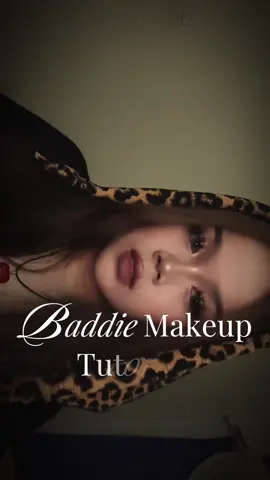 tutorial baddie makeup🖤 #fyp #baddie #fypシ゚ #tutorialmakeup #makeuptutorial 