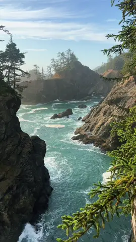 this and music #oregon#oregoncoast#pnw#traveltok#travelbucketlist 